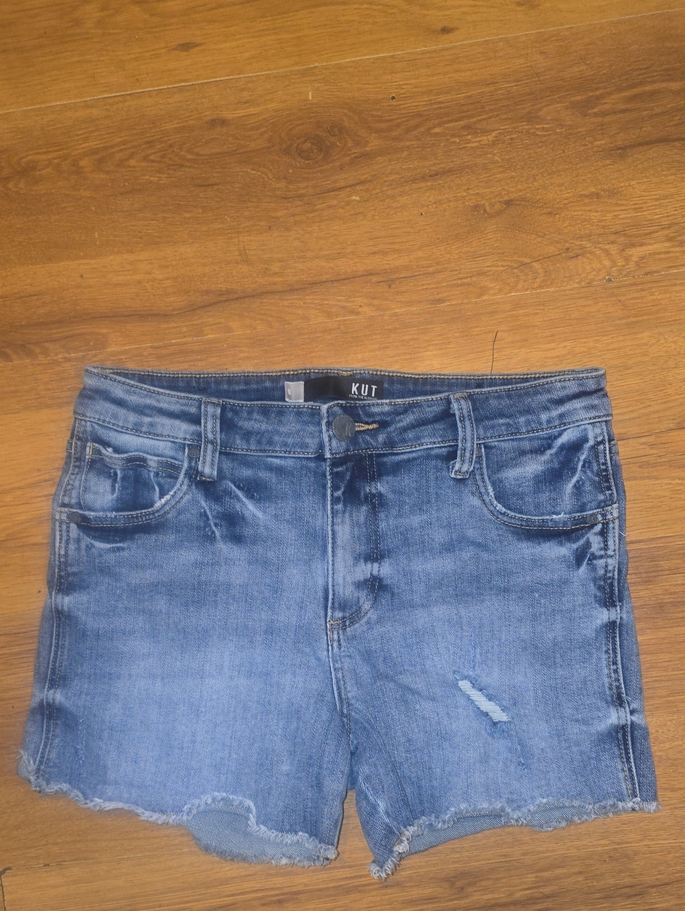 Kut from the Kloth Blue Denim Women's Shorts - Casual Frayed Hem